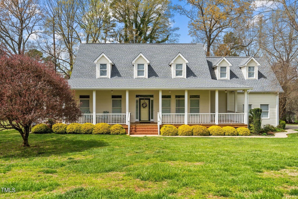 455 Singing Hills Dr, Pittsboro, NC 27312 - photo 1