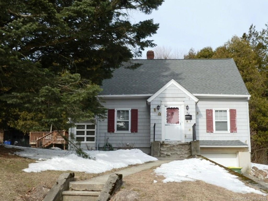 EXTERIOR FRONT