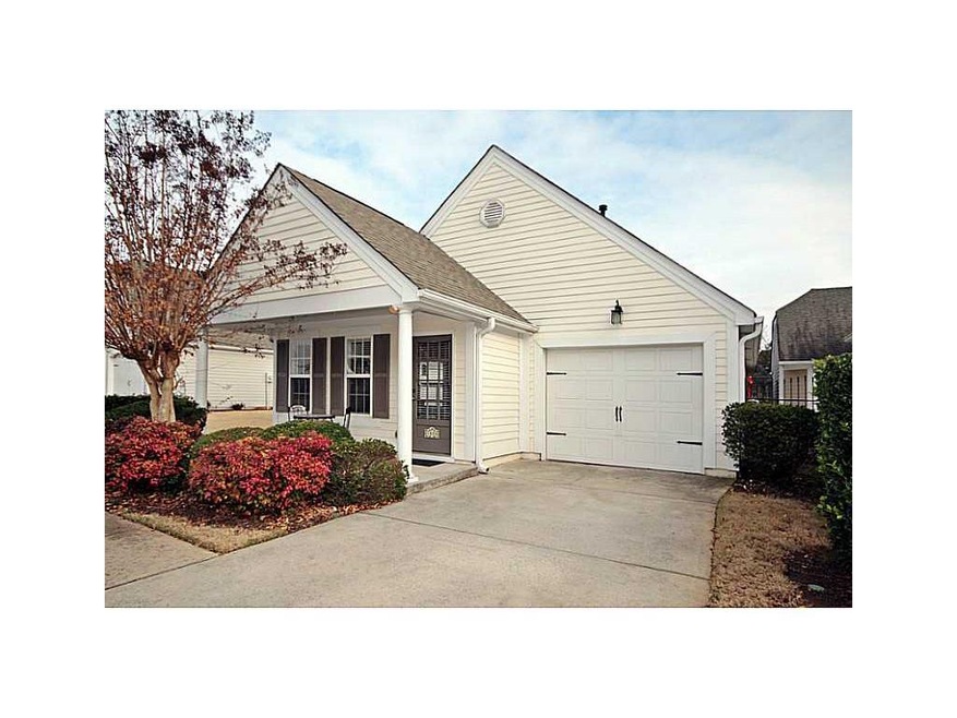 Exterior Front. Level driveway