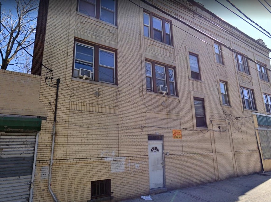 114 Baldwin Ave unit 2R, Jersey City, NJ 07306 - photo 1