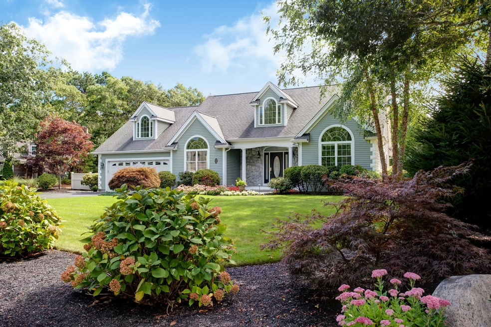 35 Old County Rd, North Falmouth, MA 02556 - photo 1