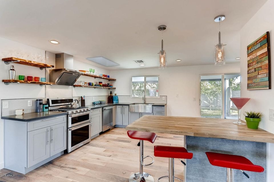 14436 N 37th Kitchen 1