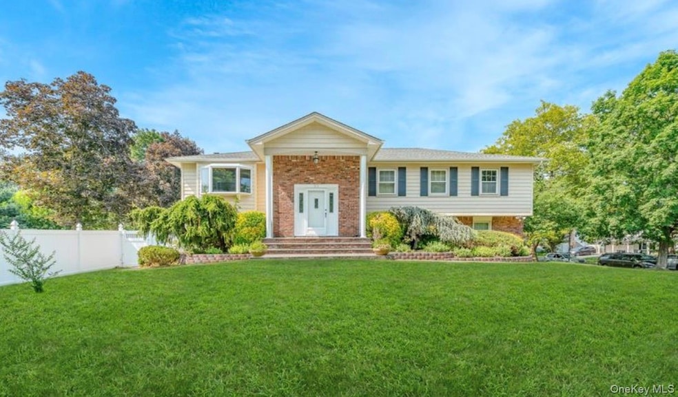 Sold $875,000 • Co-Listing Agent