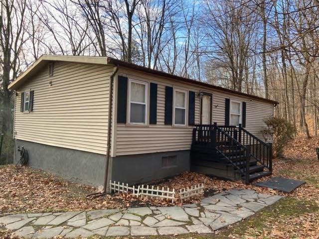 207 Cranberry Rd, East Stroudsburg, PA 18301 - photo 1