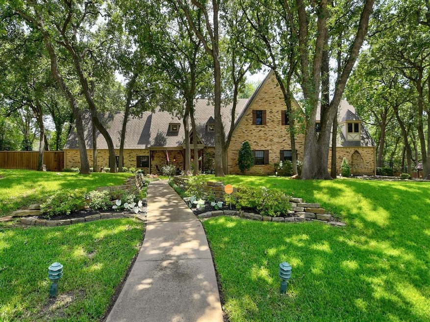 1612 Wimbleton Dr, Bedford, TX 76021 - photo 1