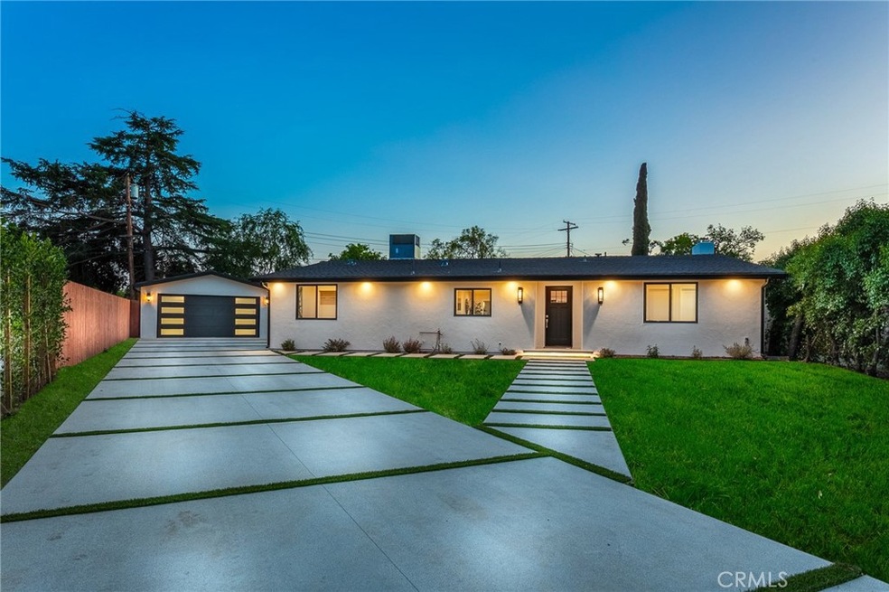 Sold $1,400,000 • Co-Listing Agent