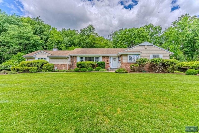 560 Lynn St, Harrington Park, NJ 07640 - photo 1