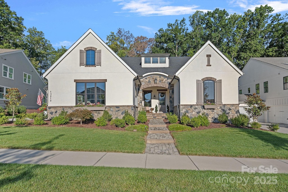 For Sale $1,485,000 • Co-Listing Agent