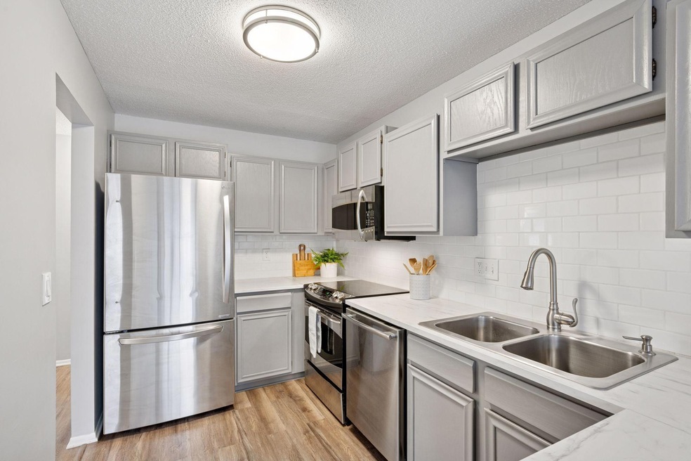 6605 Ives Ln N, Maple Grove, MN 55369 - photo 1