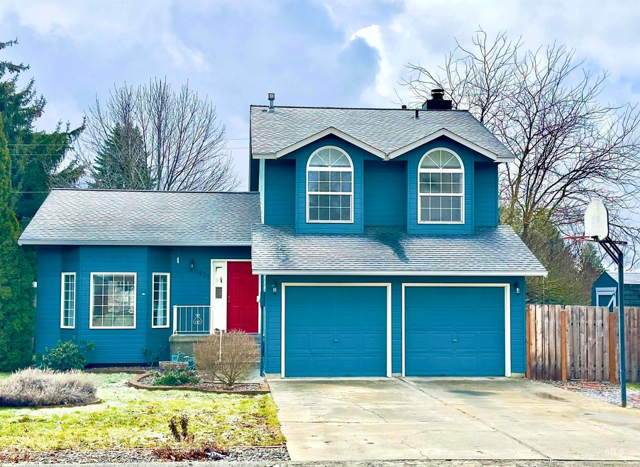 Sold • Co-Listing Agent