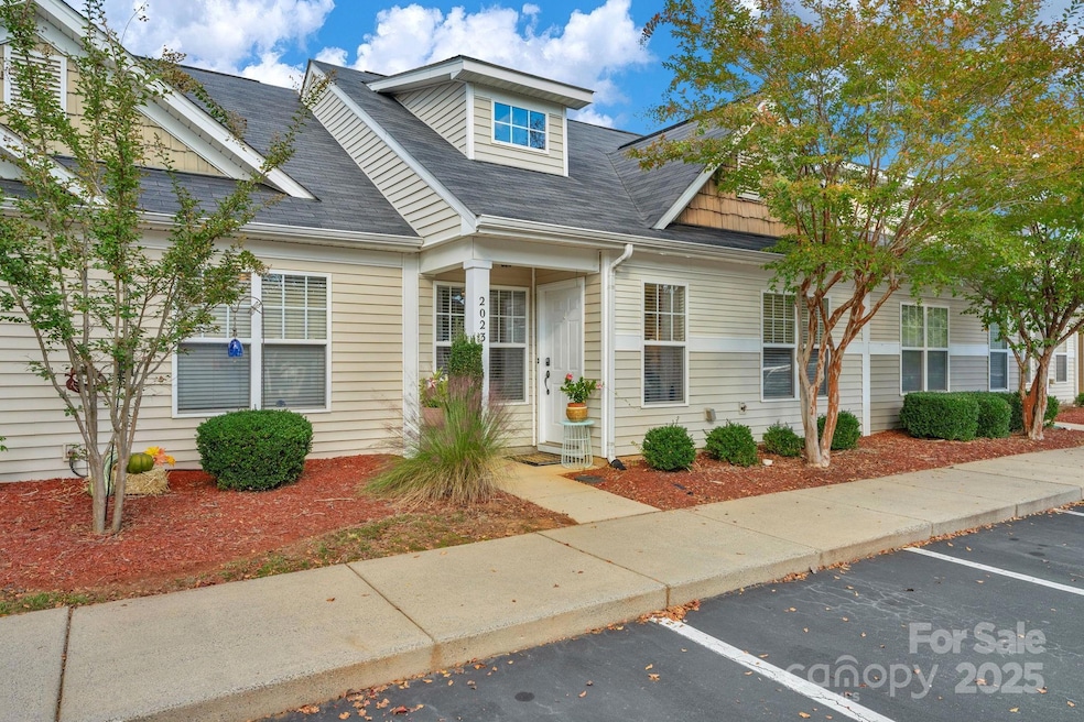 2023 Shady Pond Dr, Clover, SC 29710 - photo 1