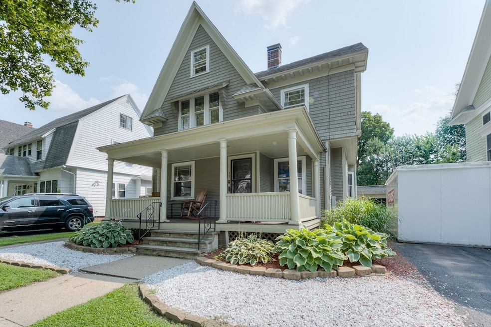 33 Westernview St, Springfield, MA 01108 - photo 1