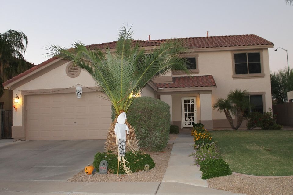 Striking Curb Appeal
