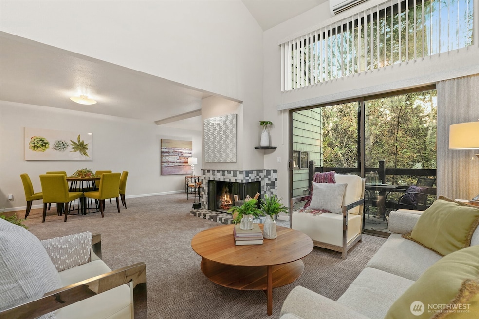 Lakes Village unit 201, Bellevue, WA 98005 - photo 1