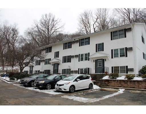7 Prew Ave unit 1B, Holyoke, MA 01040 - photo 1