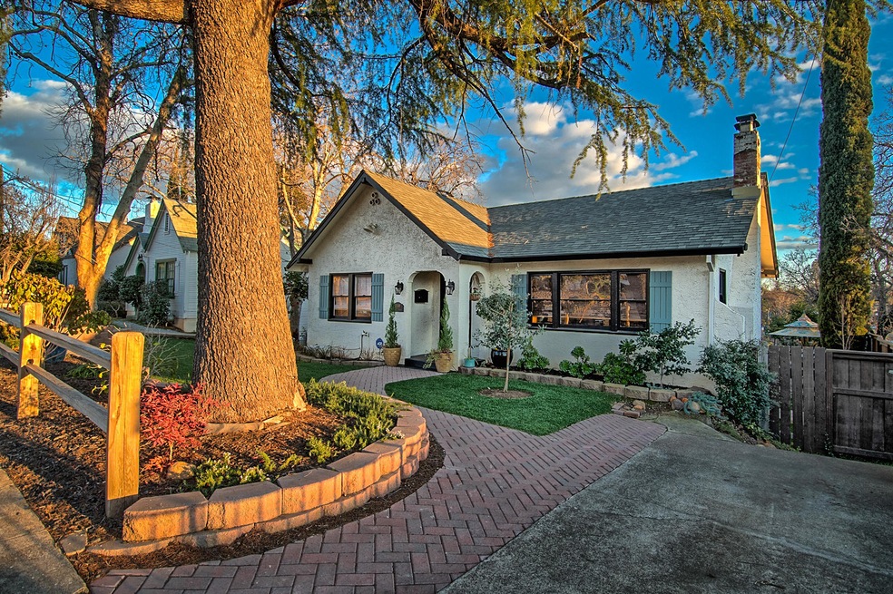 2149 Shasta St, Redding, CA 96001 - photo 1