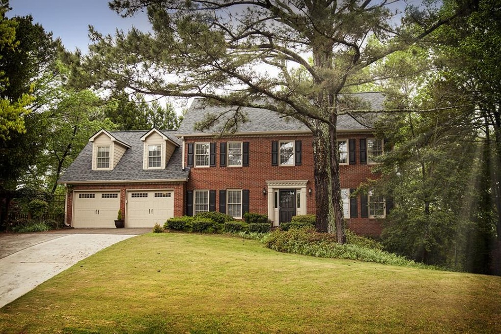 3555 Robinson Rd NE, Marietta, GA 30068 - photo 1