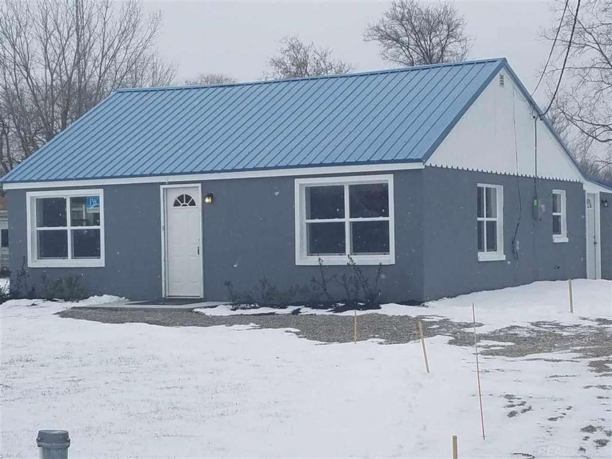 347 Pickford Rd, Kimball, MI 48074 - photo 1