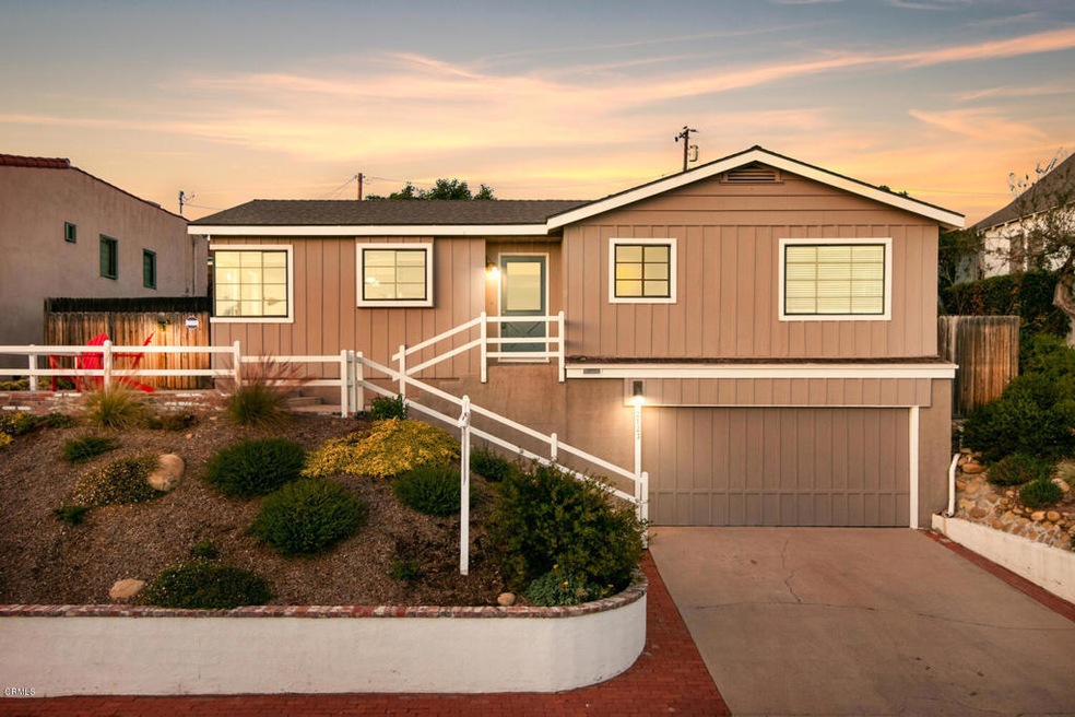 2123 El Jardin Ave-001-042-Twilight Exte