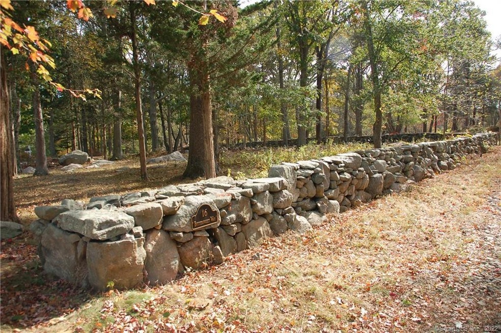 4.32 Acres on cul-de-sac off Montauk Avenue