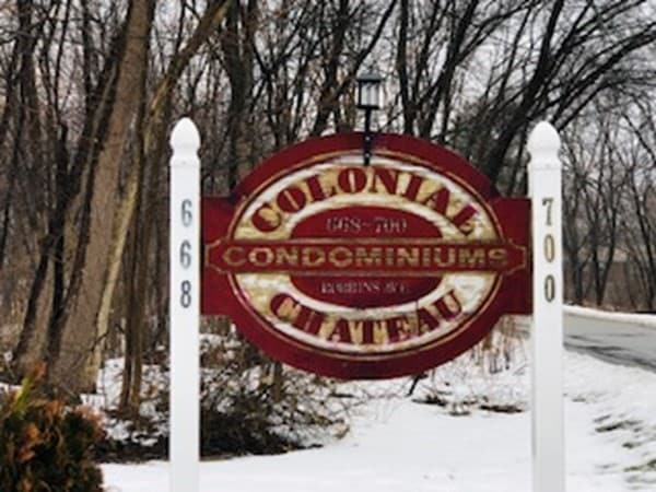 700 Robbins Ave unit 7, Dracut, MA 01826 - photo 1