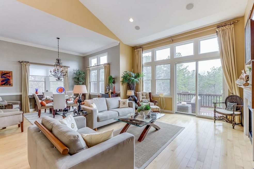 23 Endicott Glen unit 23, Plymouth, MA 02360 - photo 1