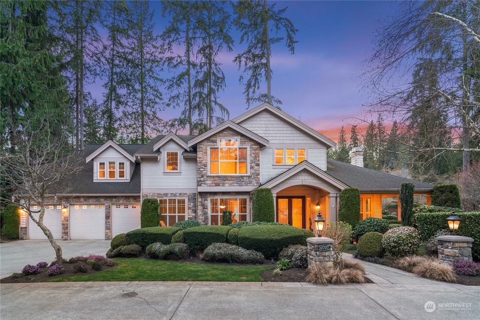 10707 226th St SW, Edmonds, WA 98020 - photo 1