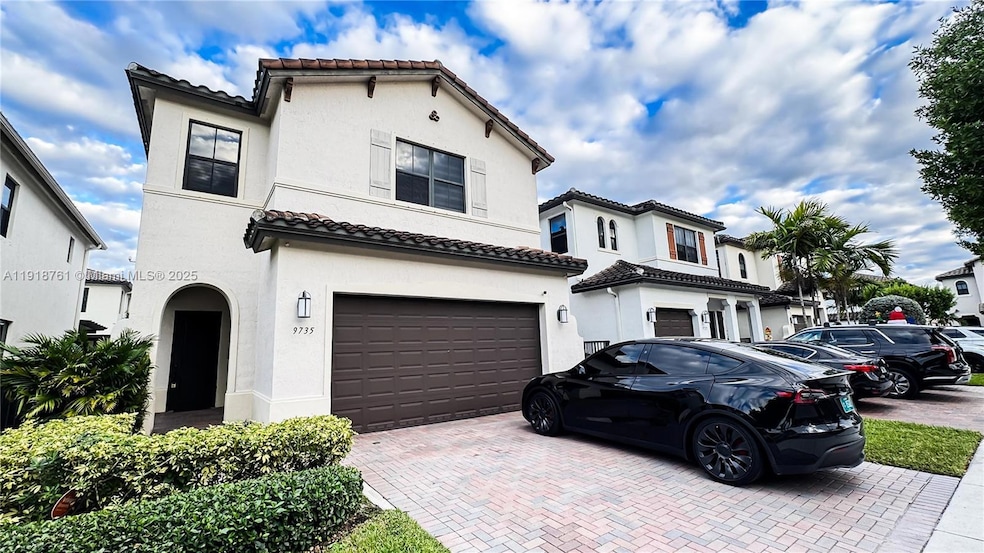 9735 W 34th Ct, Hialeah, FL 33018 - photo 1