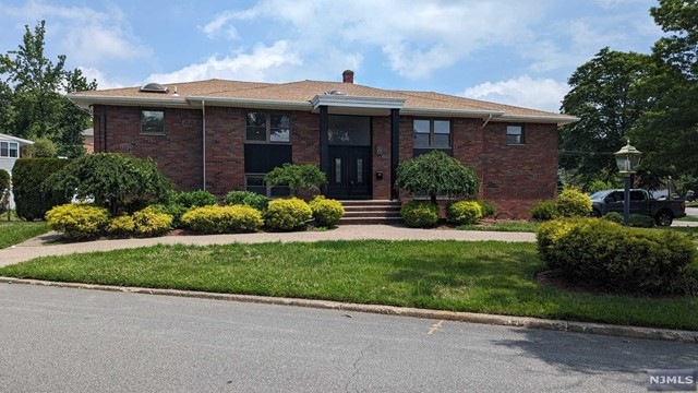 1 Skyline Dr, Englewood Cliffs, NJ 07632 - photo 1