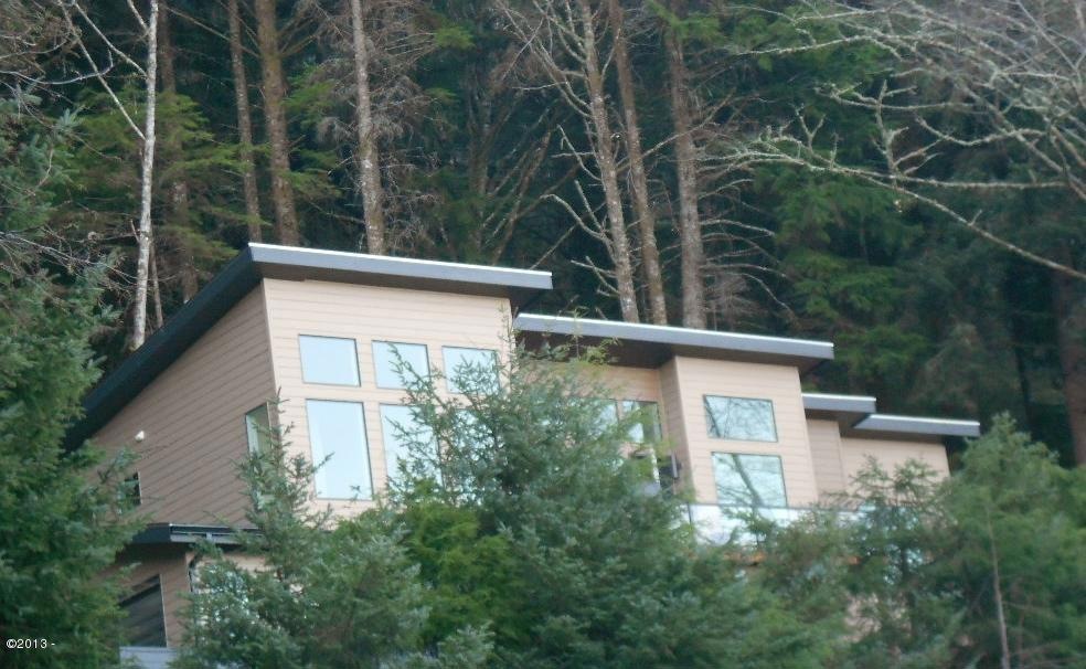 182 Sea Crest Dr, Otter Rock, OR 97369 - photo 1