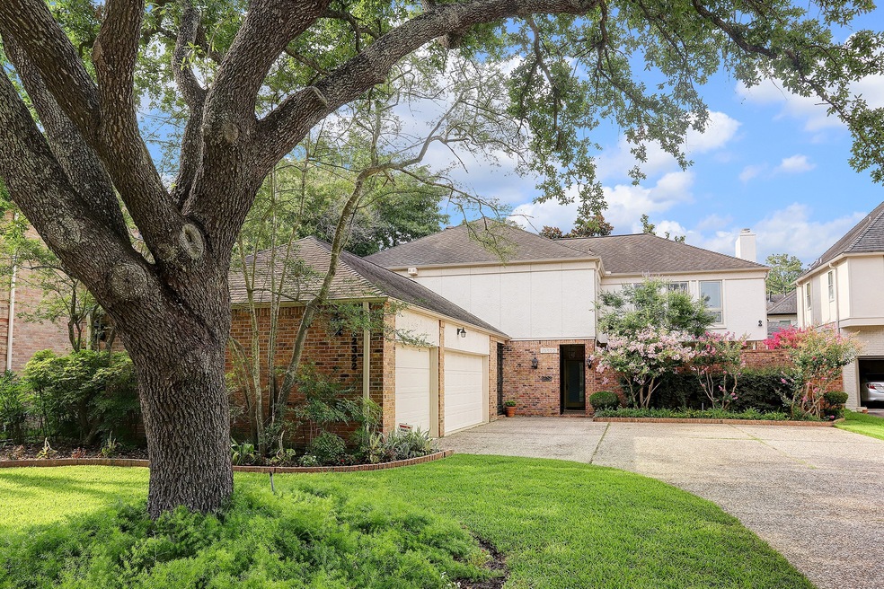 12322 Tealwood North Dr, Houston, TX 77024 - photo 1