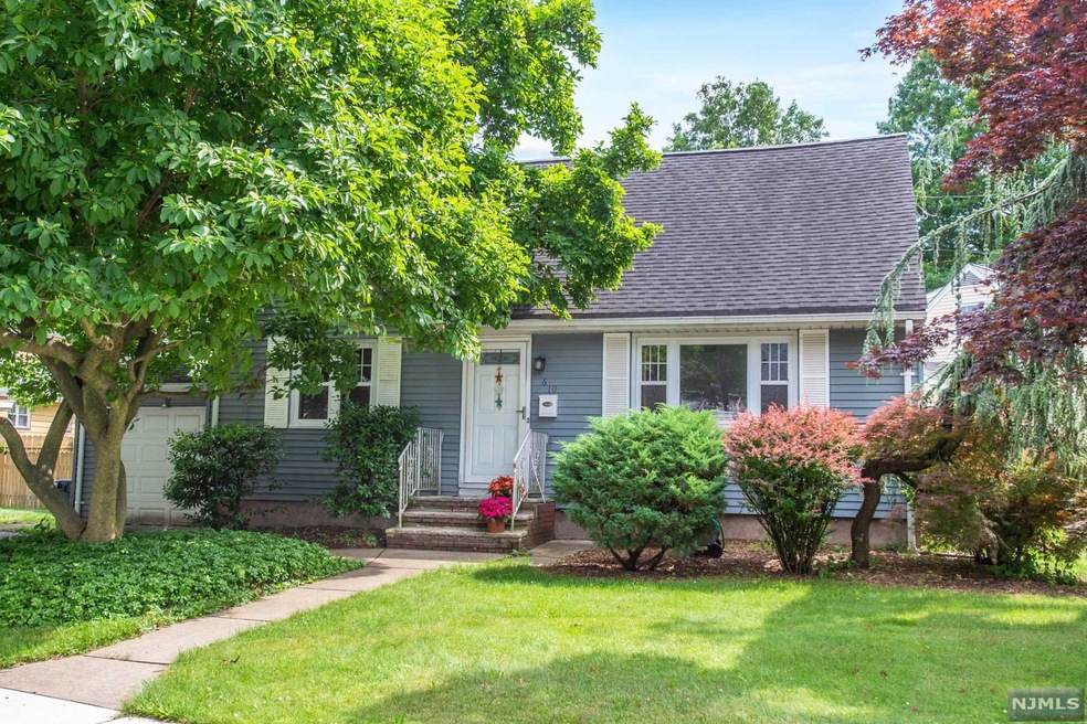 6-10 Mayfair Terrace unit 1X, Fair Lawn, NJ 07410 - photo 1