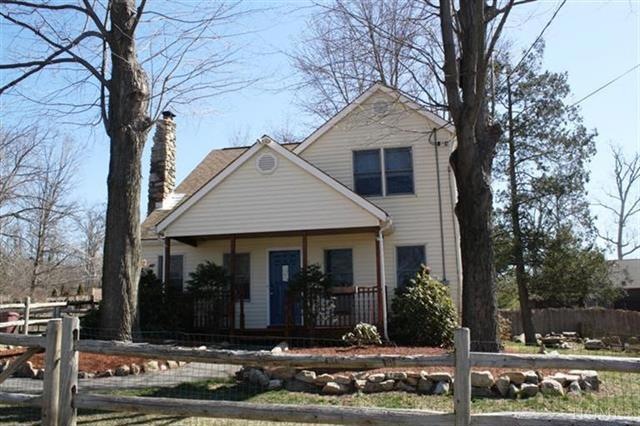 3372 Lakeshore Dr, Mohegan Lake, NY 10547 - photo 1