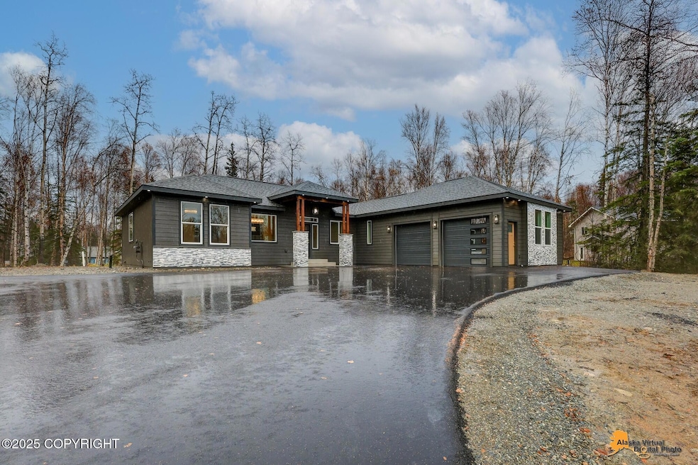 2165 N Gwene Ln, Wasilla, AK 99654 - photo 1