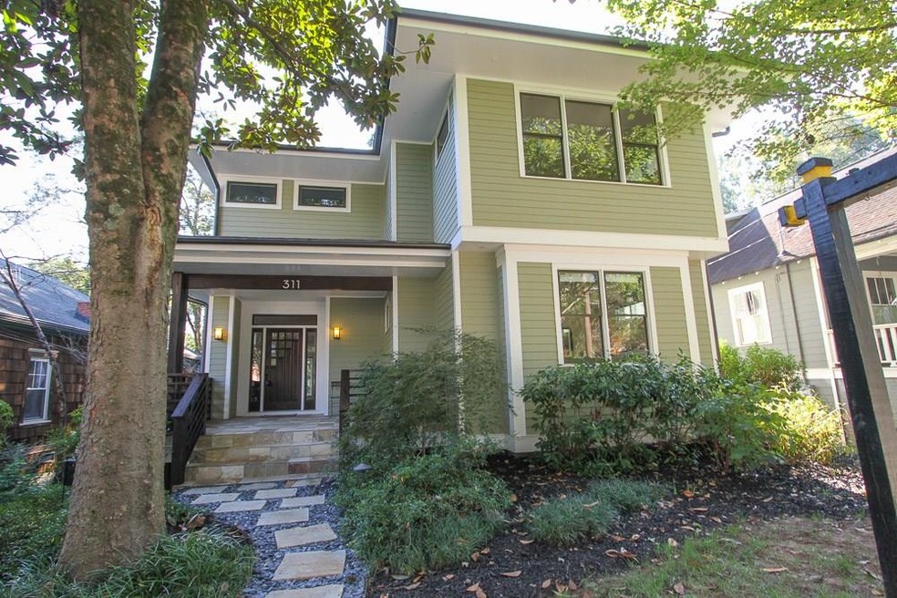 Built in 2011 by respected Decatur builder Arlene 