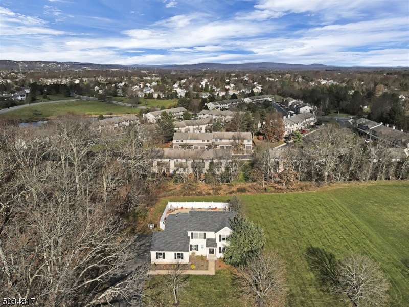 16 Twin Pointe Rd, Flemington, NJ 08822 - photo 1