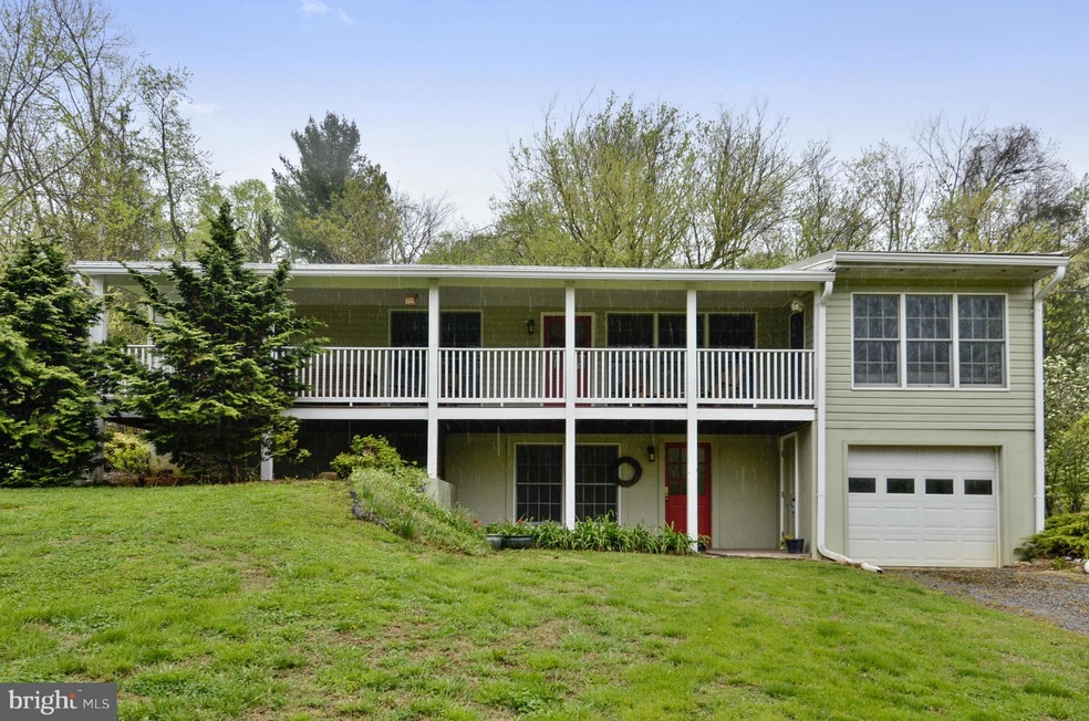 17208 Taylors Landing Rd, Sharpsburg, MD 21782 - photo 1