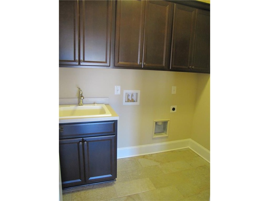 207 Clover Ln, Woodstock, GA 30188 - photo 1