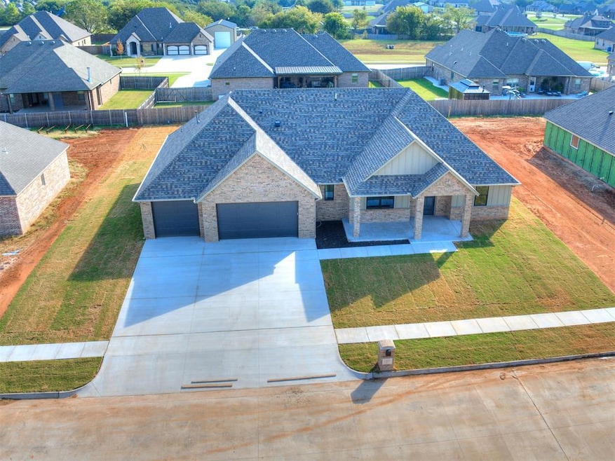 1120 Jozie Way, Tuttle, OK 73089 - photo 1