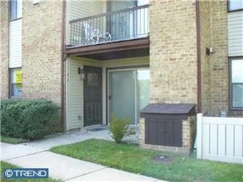 1475 Mount Holly Rd unit R10, Beverly, NJ 08010 - photo 1