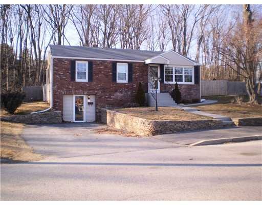 17 Pheasant Dr, Cranston, RI 02920 - photo 1