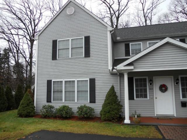 165 Colonial St unit B, Oakville, CT 06779 - photo 1
