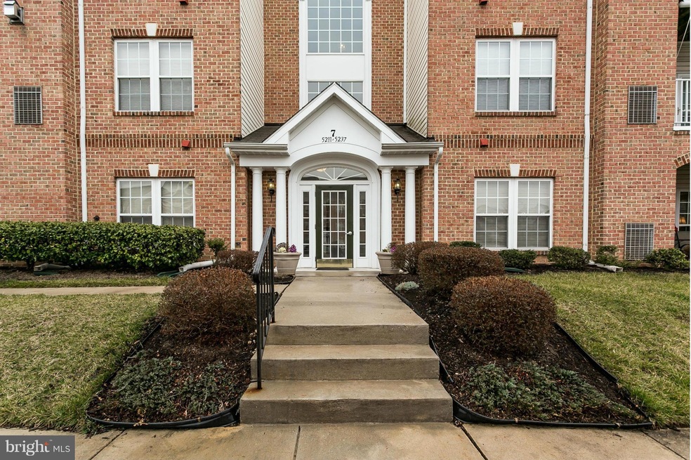 5217 Glenthorne Ct unit 5217, Baltimore, MD 21237 - photo 1