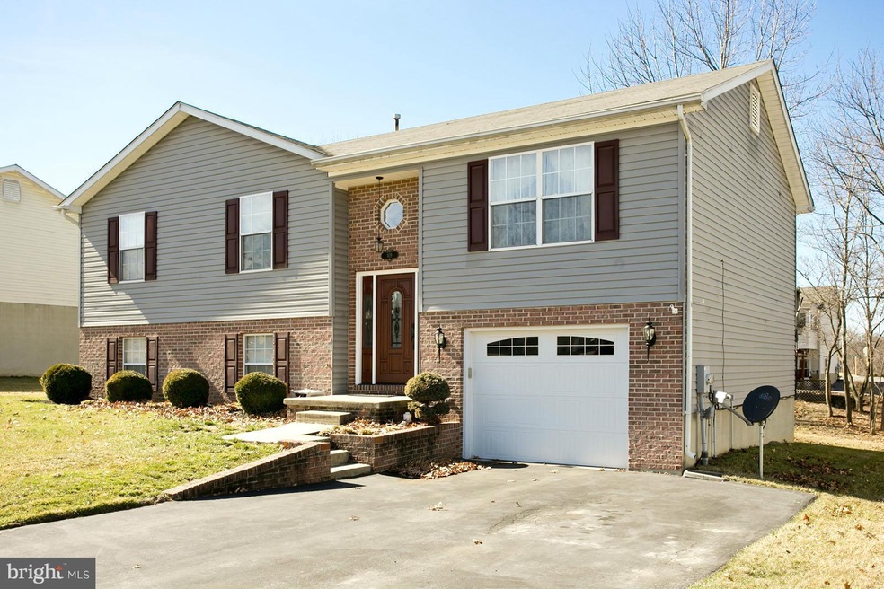 109 Rebecca Dr, Winchester, VA 22602 - photo 1