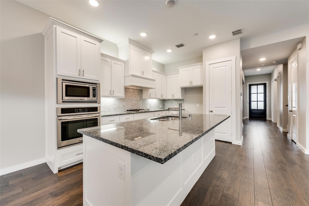 8712 Ice House Dr, North Richland Hills, TX 76180 - photo 1