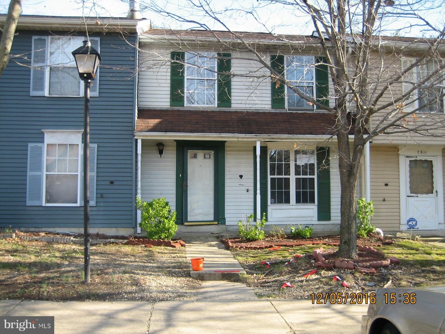 7313 Sheila Ln, Clinton, MD 20735 - photo 1