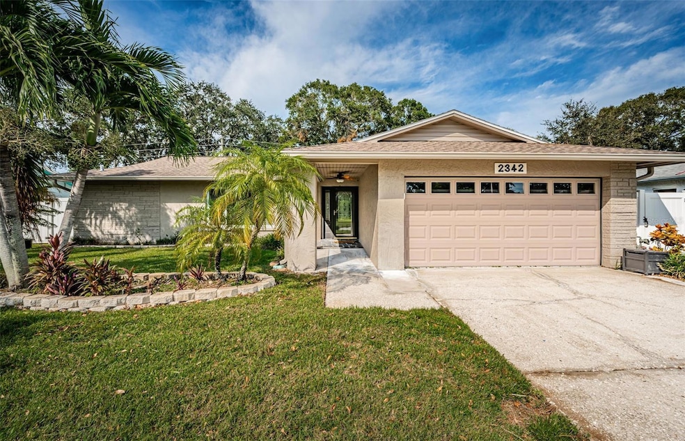 Pending $499,900 • Co-Listing Agent