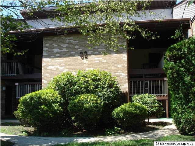 82 Amberly Dr unit J, Manalapan, NJ 07726 - photo 1