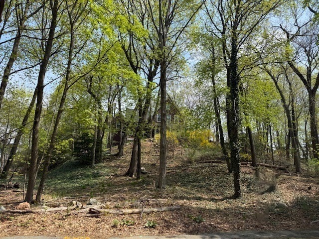 For Sale $895,000 • Co-Listing Agent