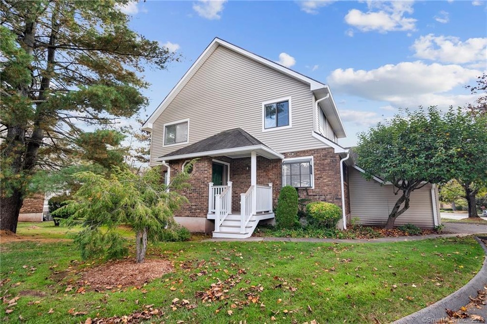 26 Fox Run Ct unit 26, Newington, CT 06111 - photo 1